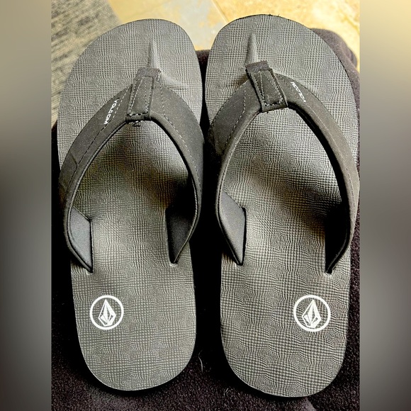 Volcom Men's Victor Flip Flop Comfort Strap Sandal, Size 9, Brand New - Picture 1 of 6